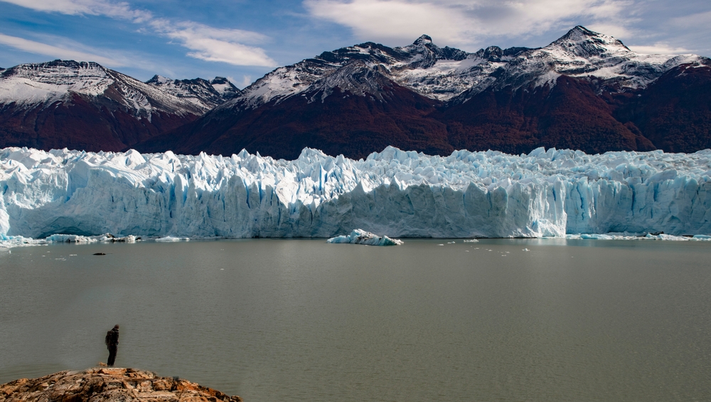 Trekking in the national parks Peru, Chile and Argentina patagonia travel