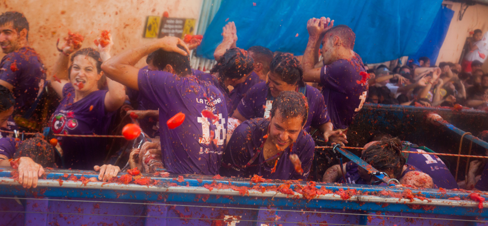  La Tomatina festival in spanish town where people throw tomatoes