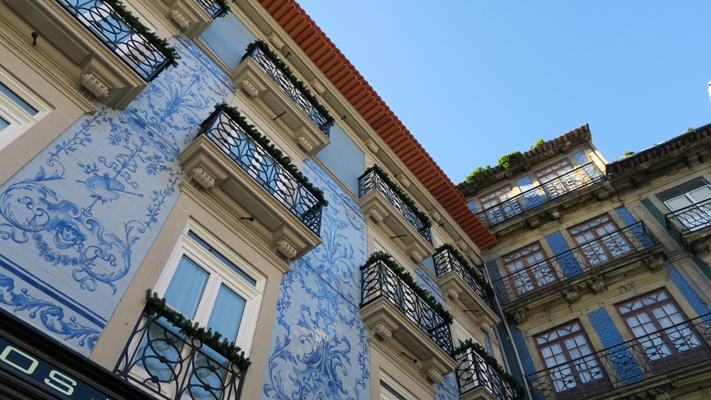 Blue tiled facade of Porto A.S. 1829 Hotel